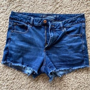 American Eagle High-Rise Shortie